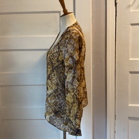 NWT Guess Octane Snake Print Top, Size S - Picture 8 of 15